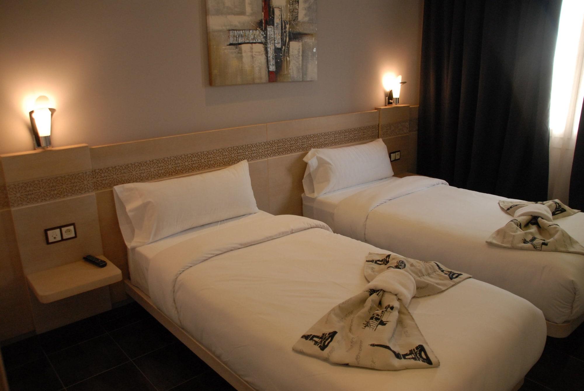 Hotel A44 Tétouan Esterno foto