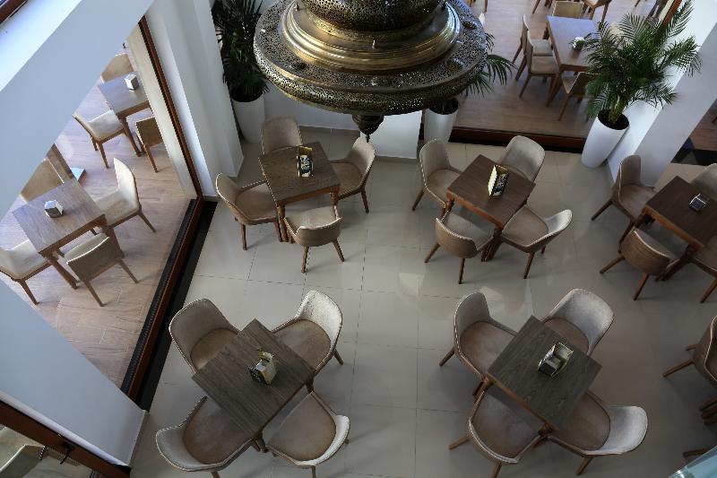 Hotel A44 Tétouan Esterno foto