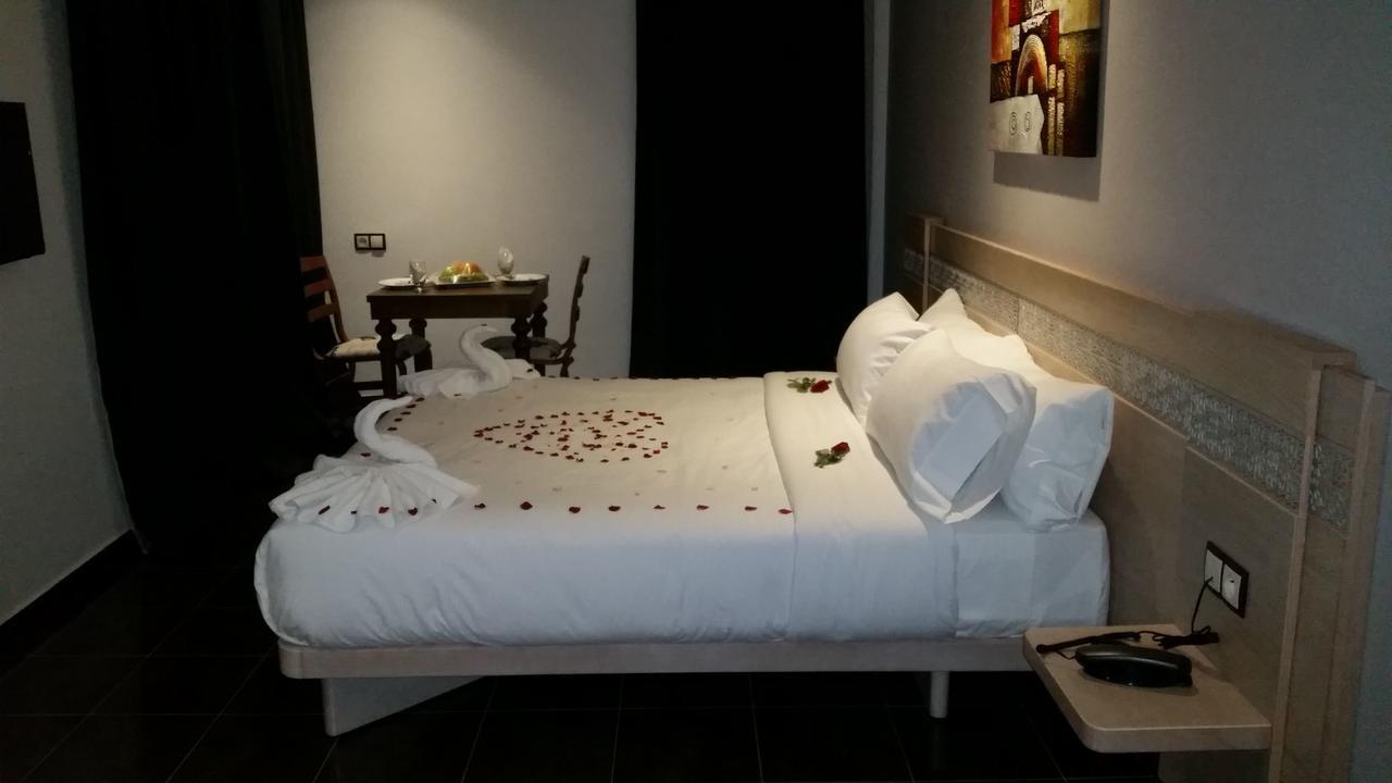 Hotel A44 Tétouan Esterno foto