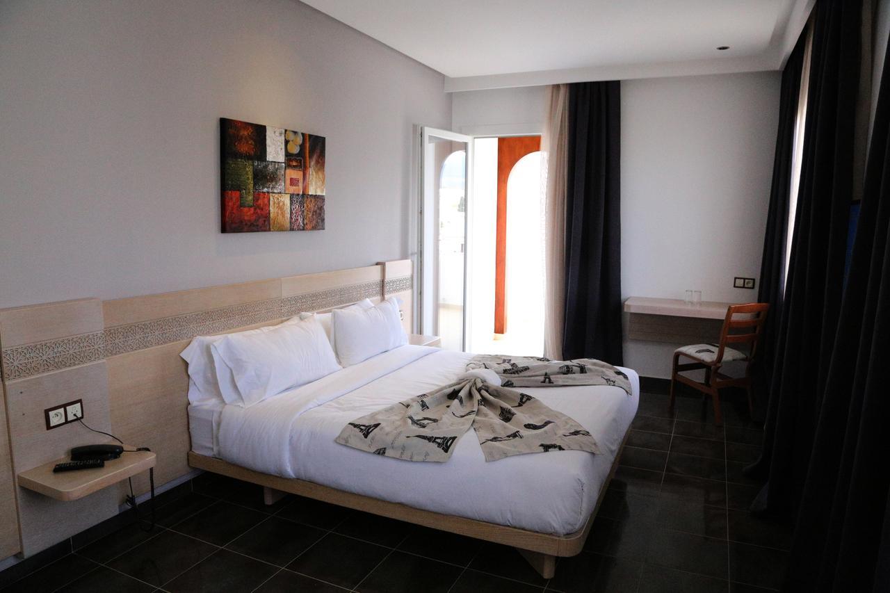 Hotel A44 Tétouan Esterno foto