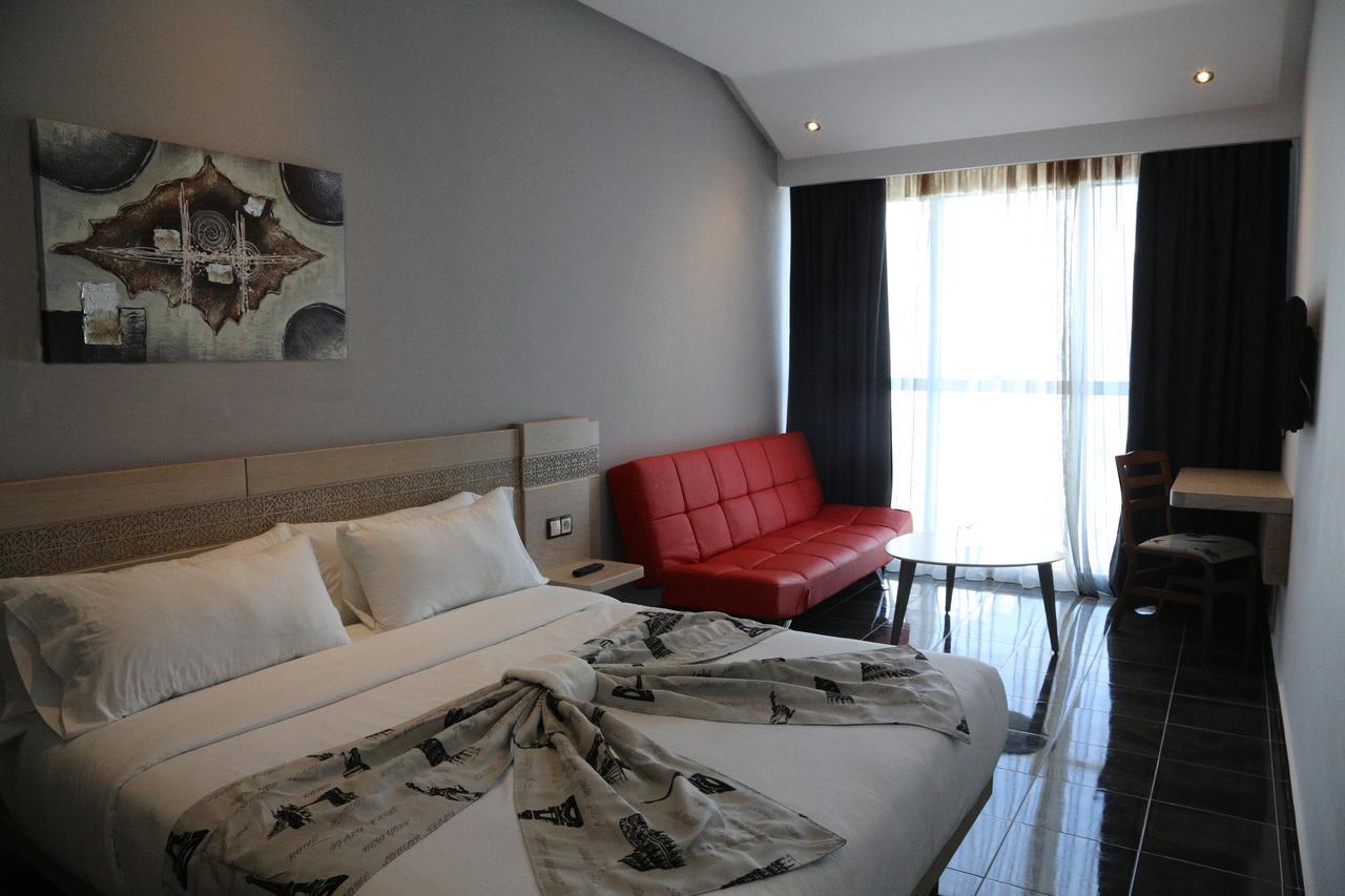 Hotel A44 Tétouan Esterno foto
