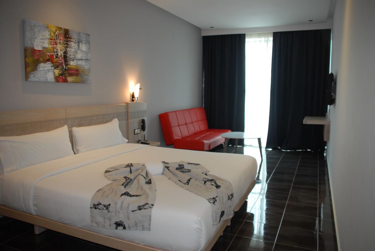 Hotel A44 Tétouan Esterno foto
