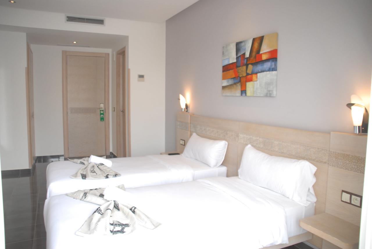 Hotel A44 Tétouan Esterno foto